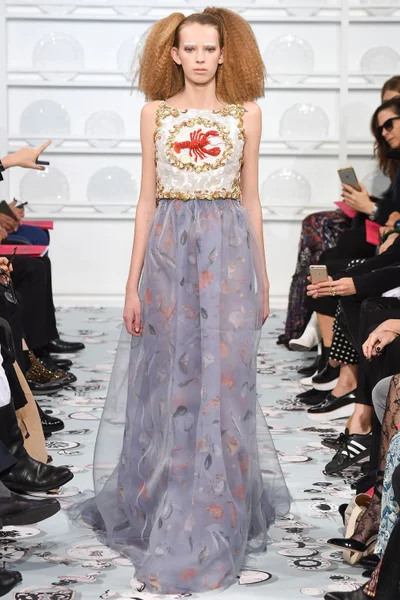 Look 34